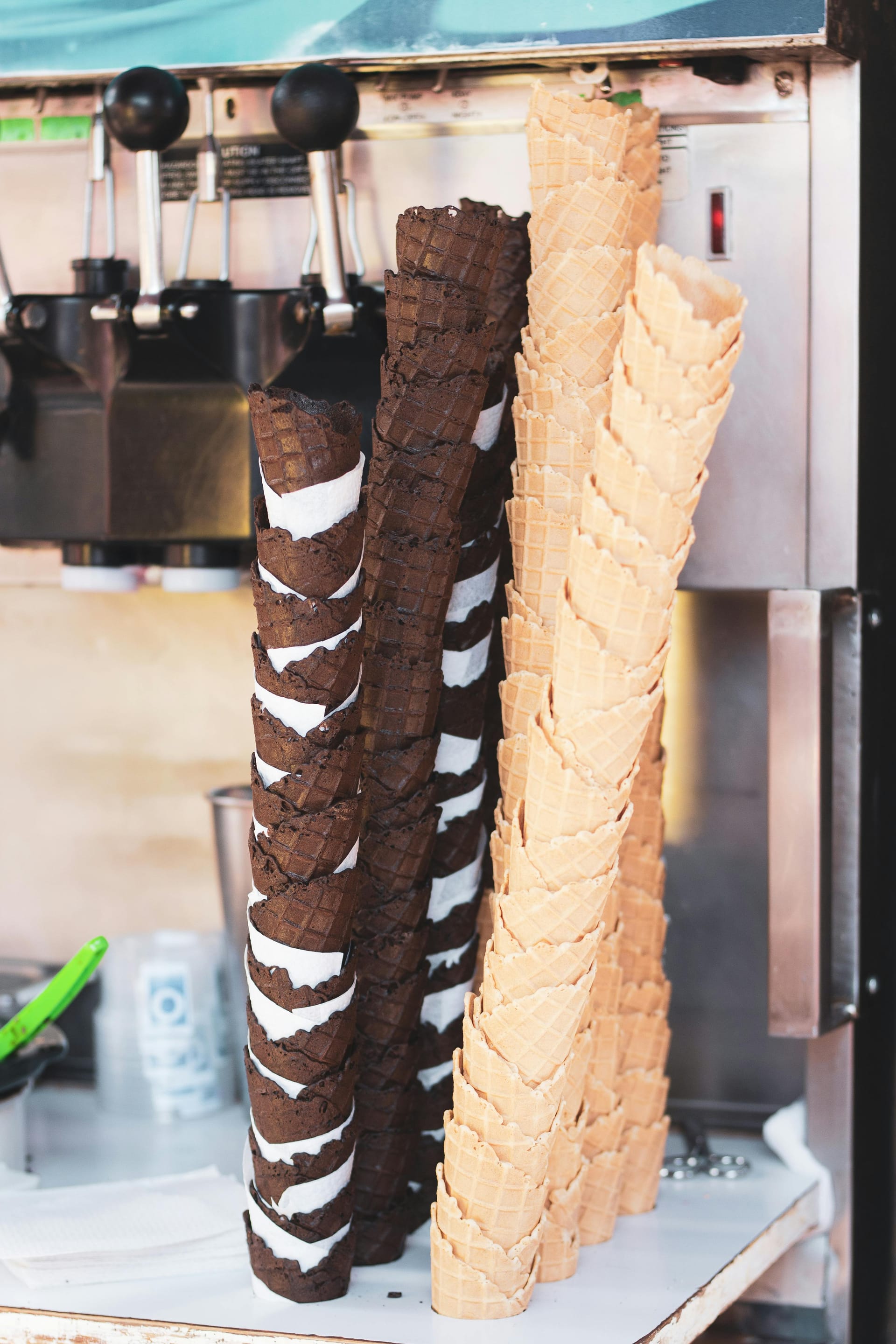 Festival Ice Cream Vendor: Treats That Will Wow the Crowd