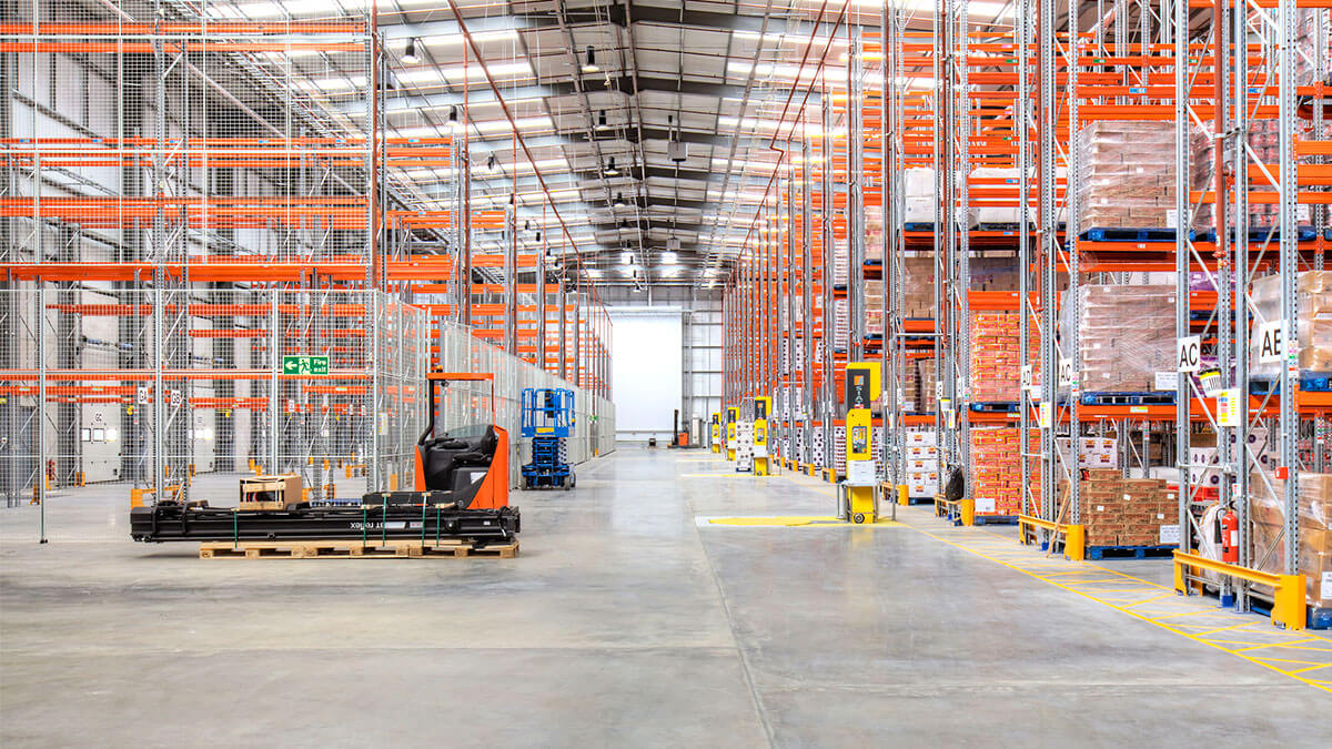 Maximizing Space and Efficiency: Understanding Warehouse Management